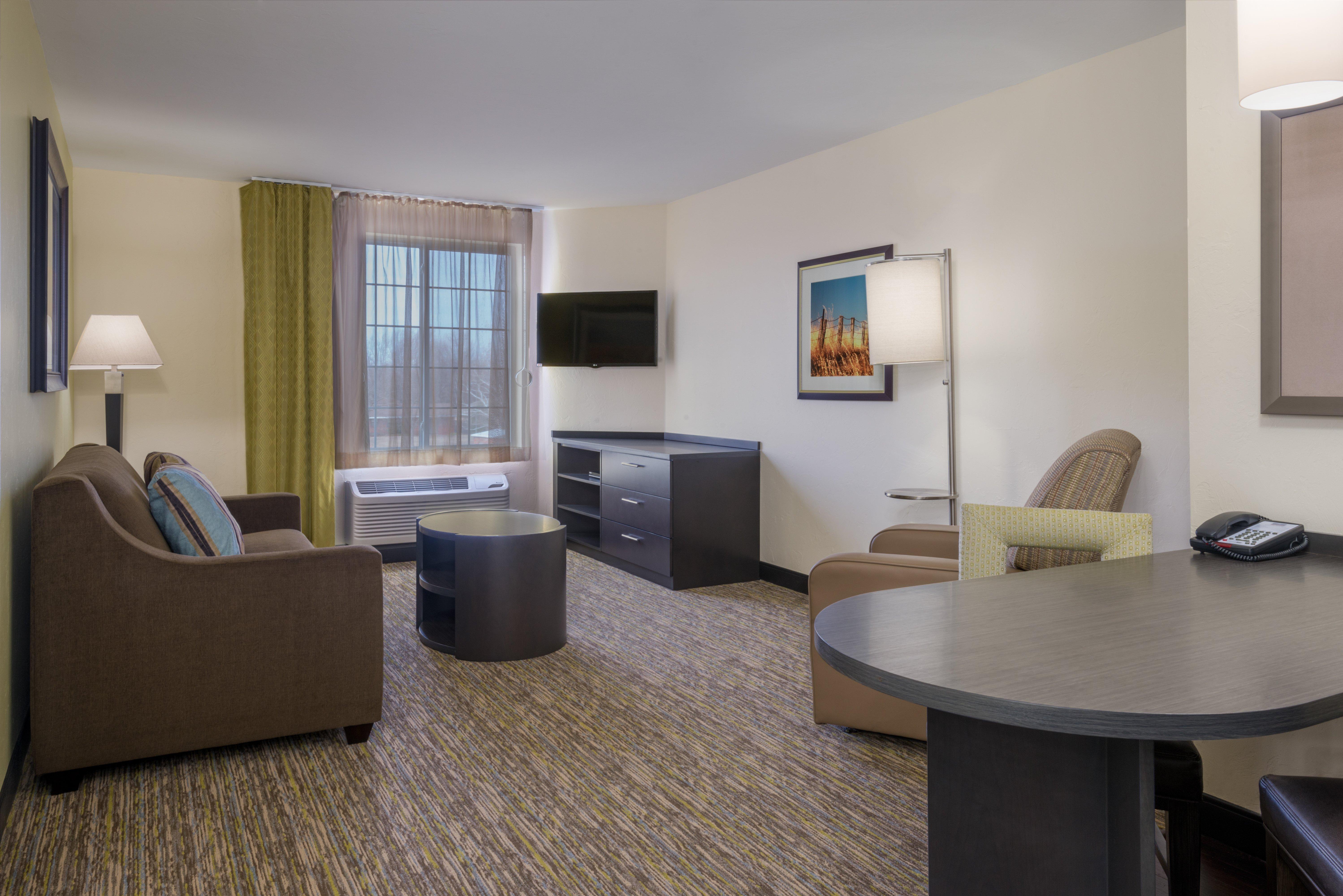 Candlewood Suites Del City By Ihg Esterno foto