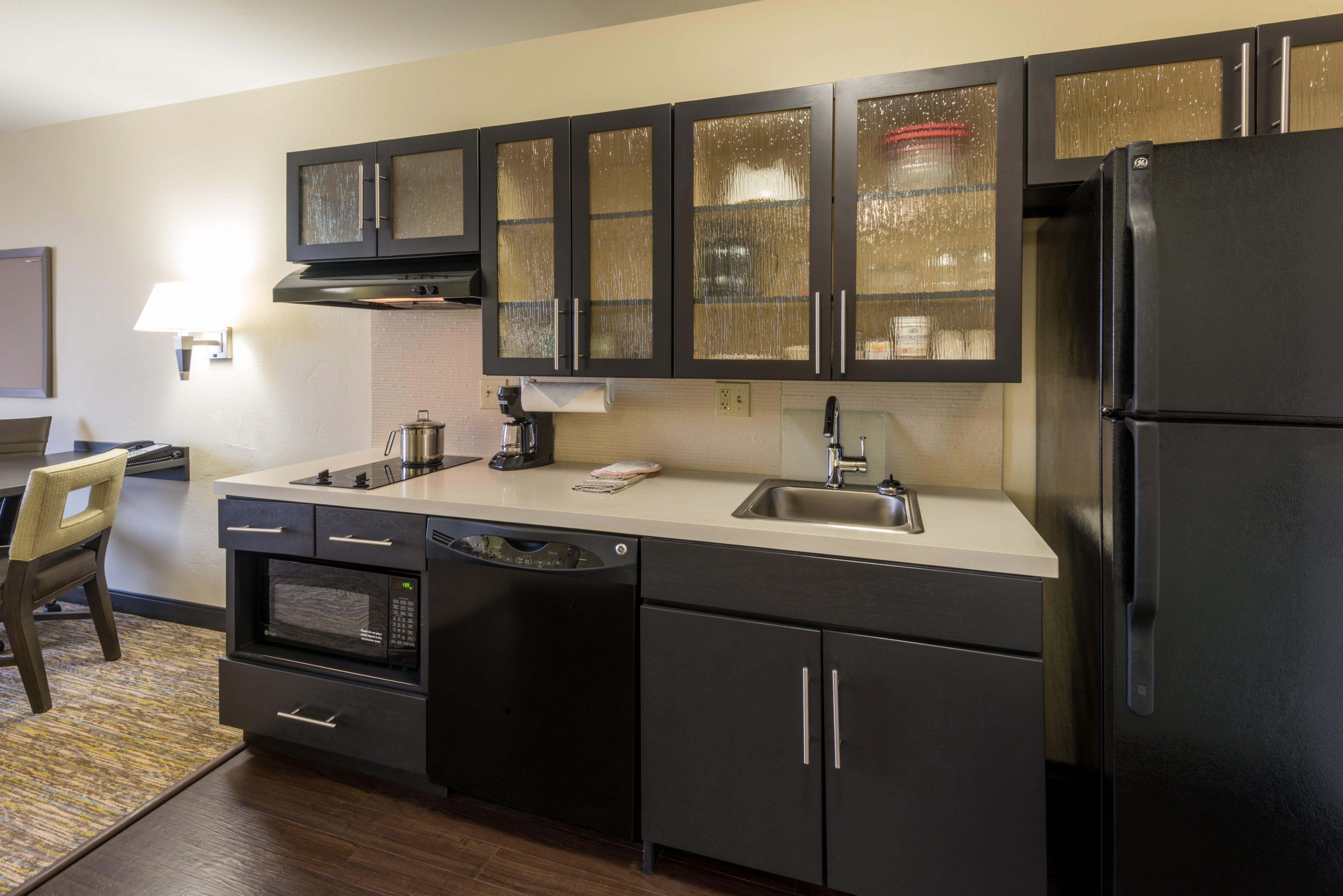 Candlewood Suites Del City By Ihg Esterno foto