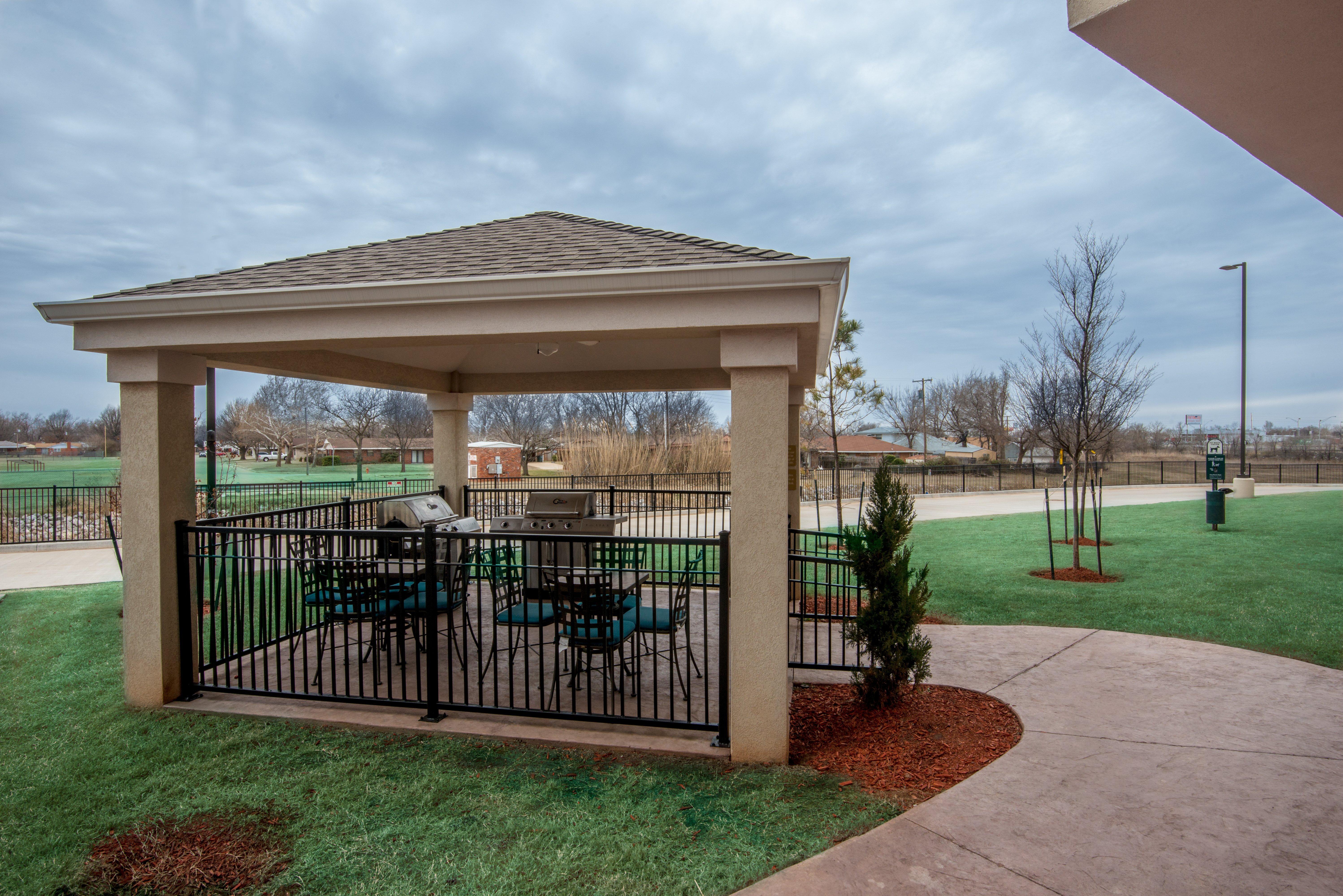 Candlewood Suites Del City By Ihg Esterno foto